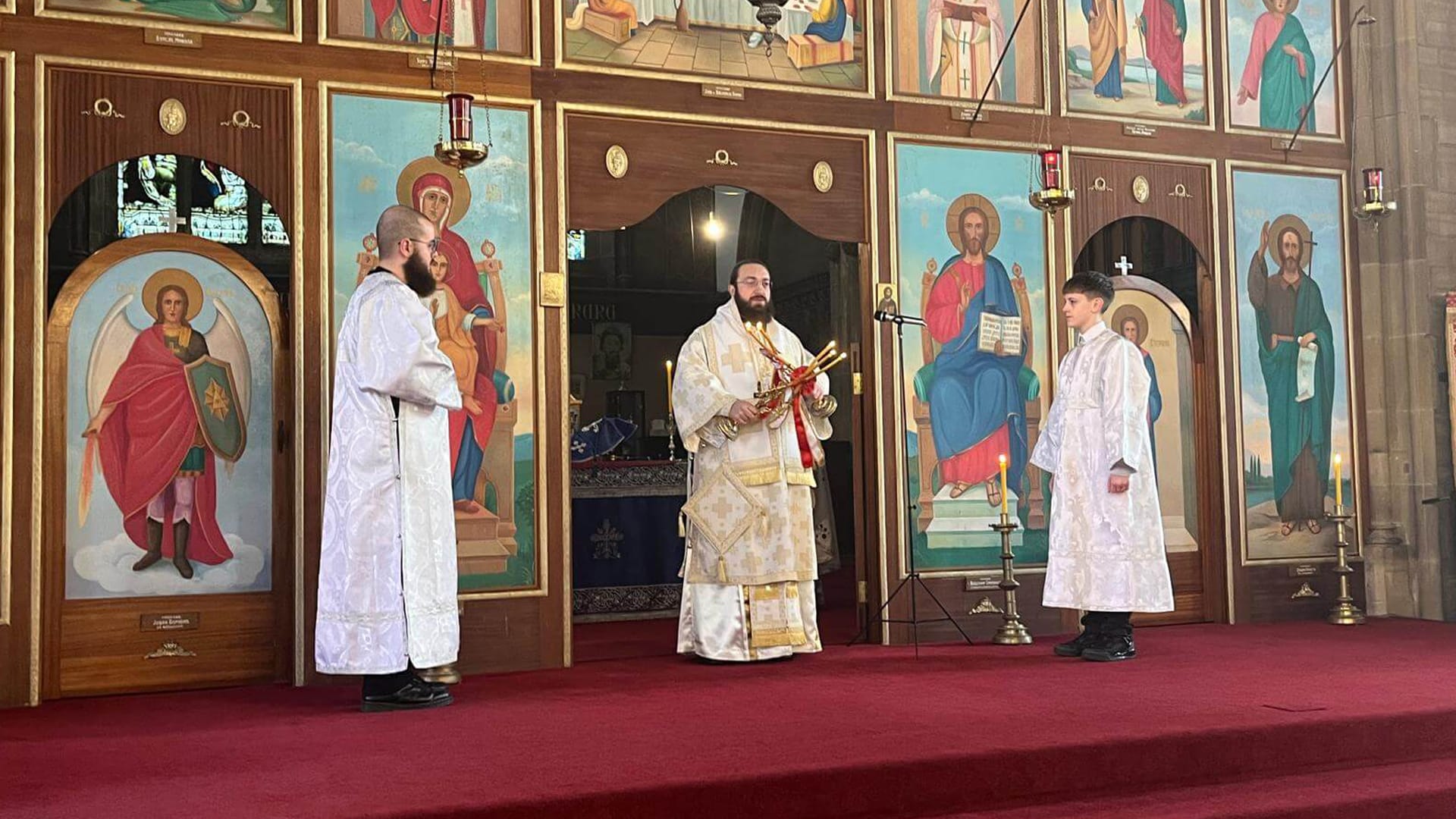 Прва канонска посета Епископа Нектарија Црквеној општини Дарби