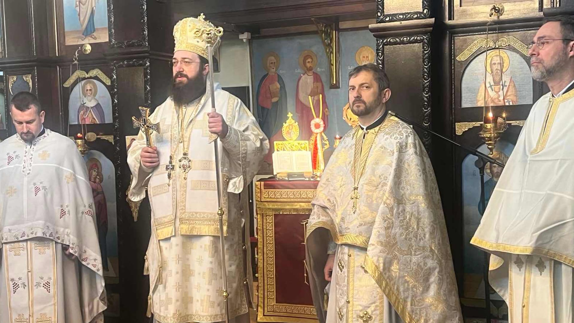 Канонска посета Епископа Нектарија верном народу у Халифаксу