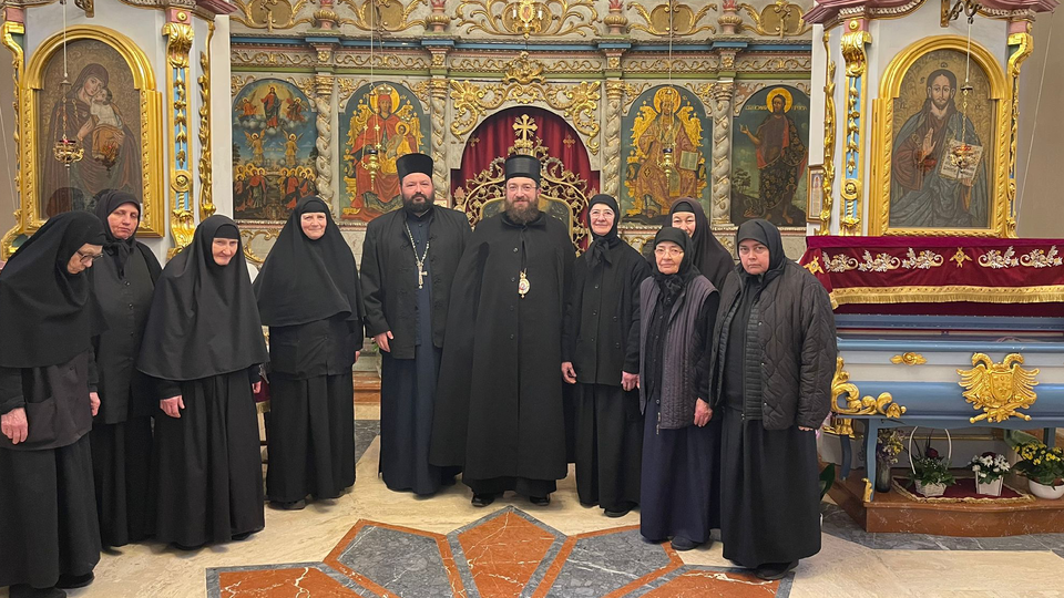 Епископ Нектарије посетио фрушкогорски манастир Беочин